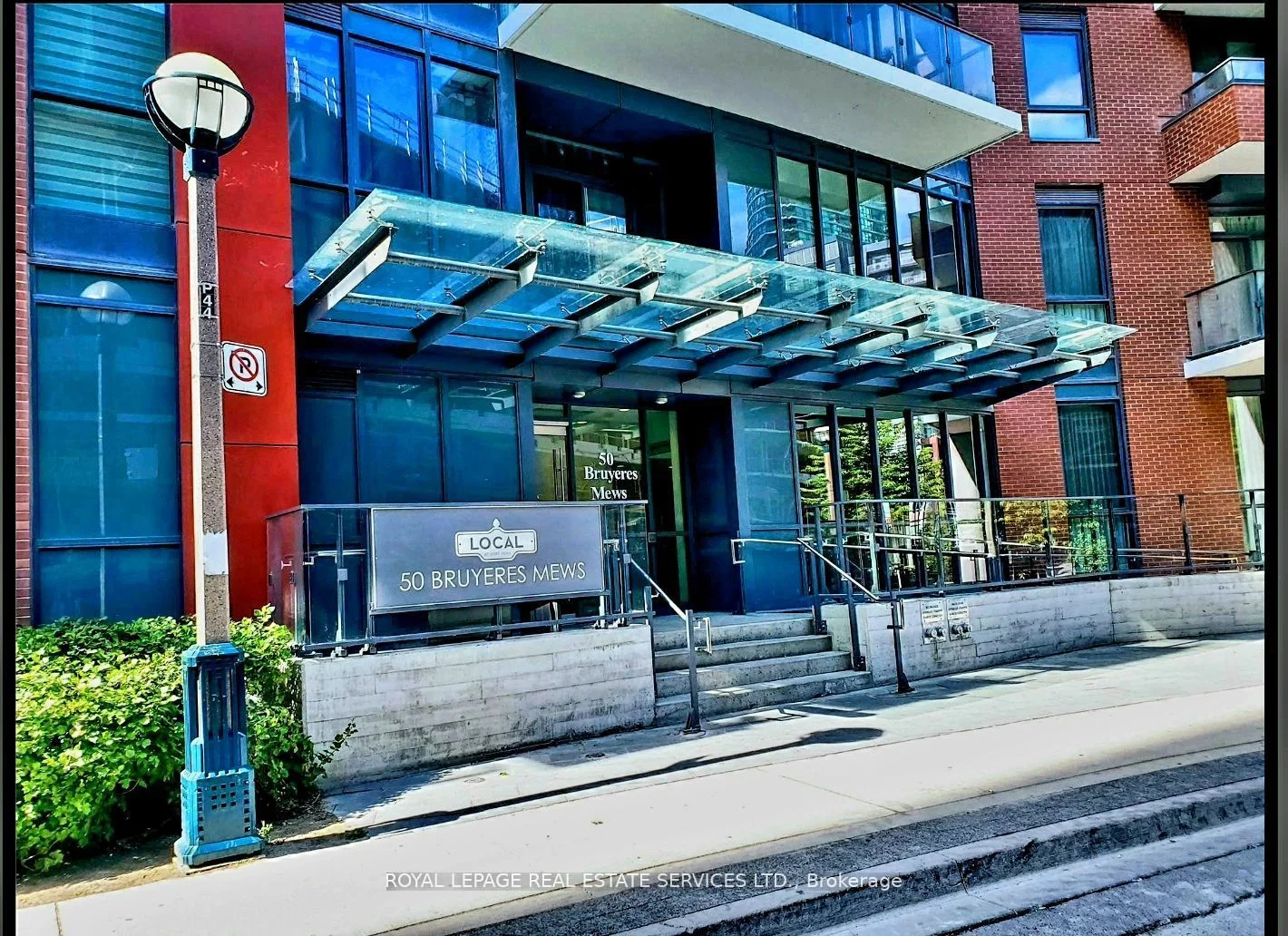 50 Bruyeres Mews 517, Toronto C01, On M5v 0h8