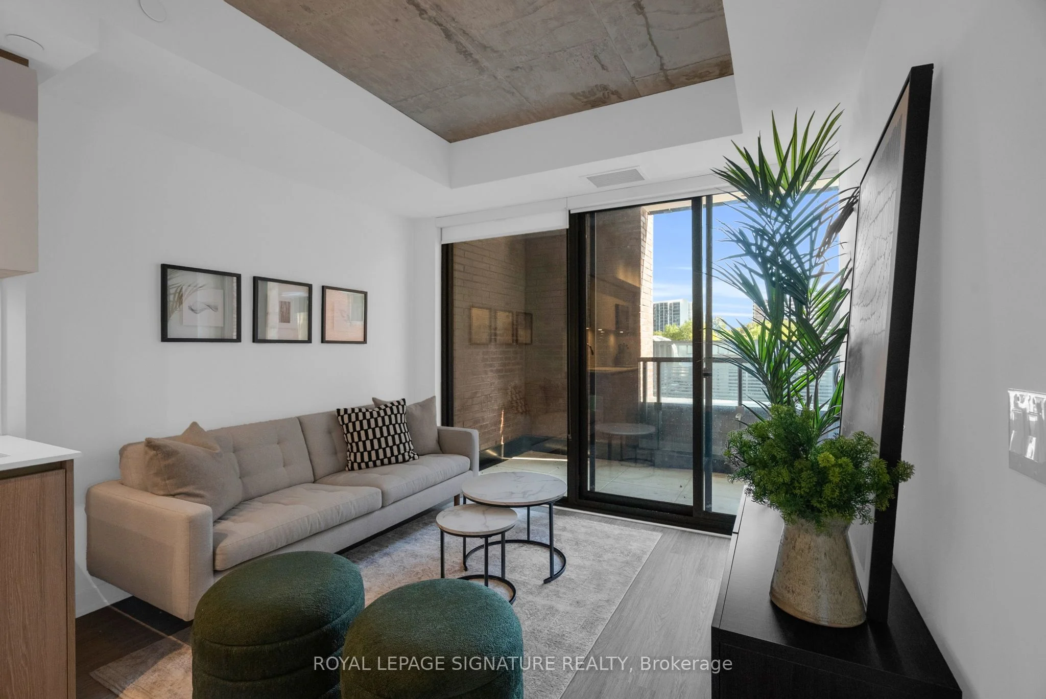 47 Mutual Street 307, Toronto C08, On M5b 0c6