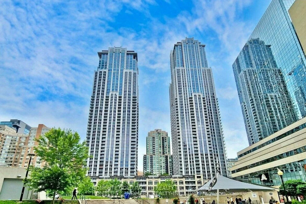 763 Bay Street 3803, Toronto C01, ON M5G 2R3