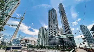 Condo Apartment in Toronto