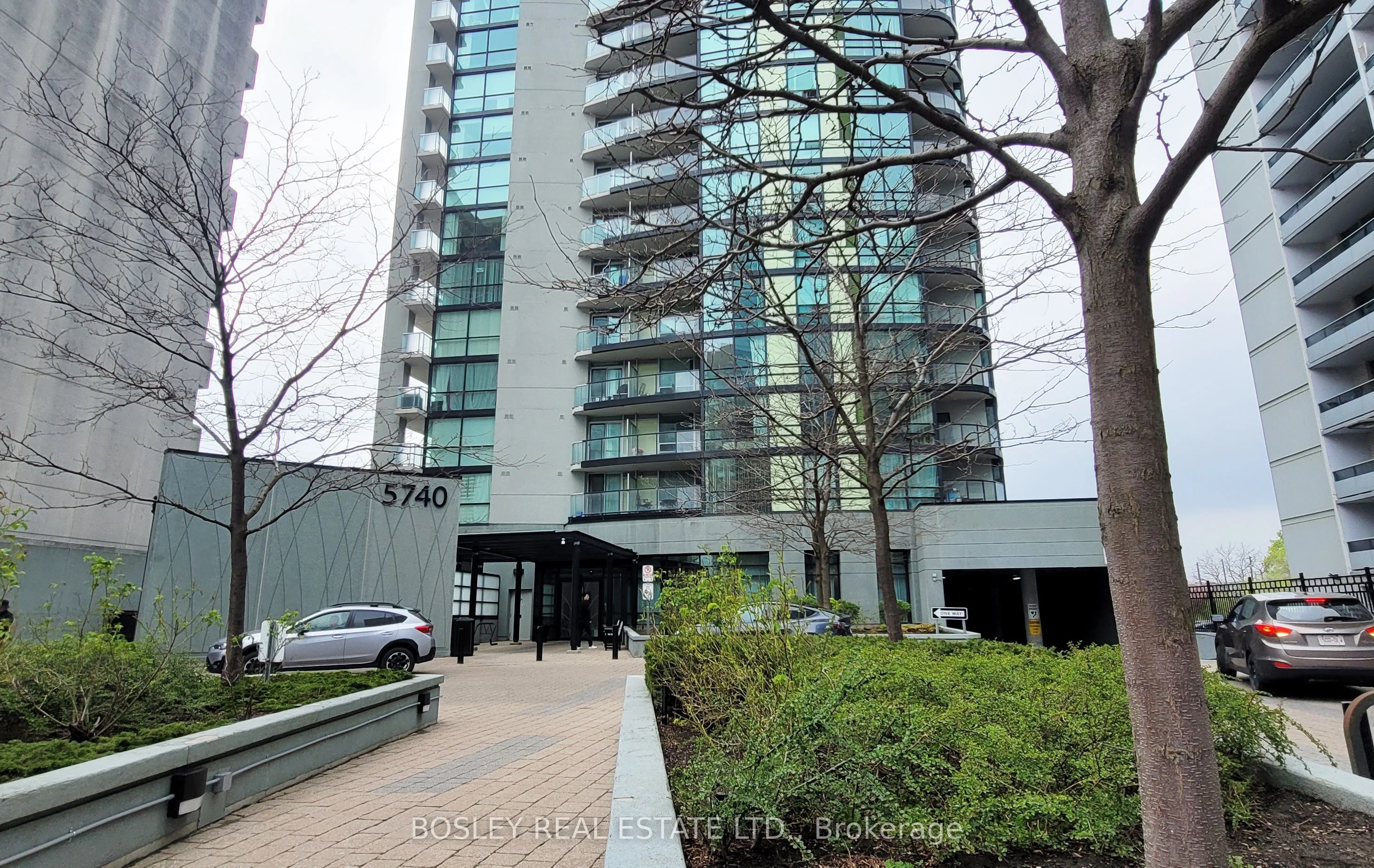 5740 Yonge Street 1302, Toronto C07, ON M2M 0B1