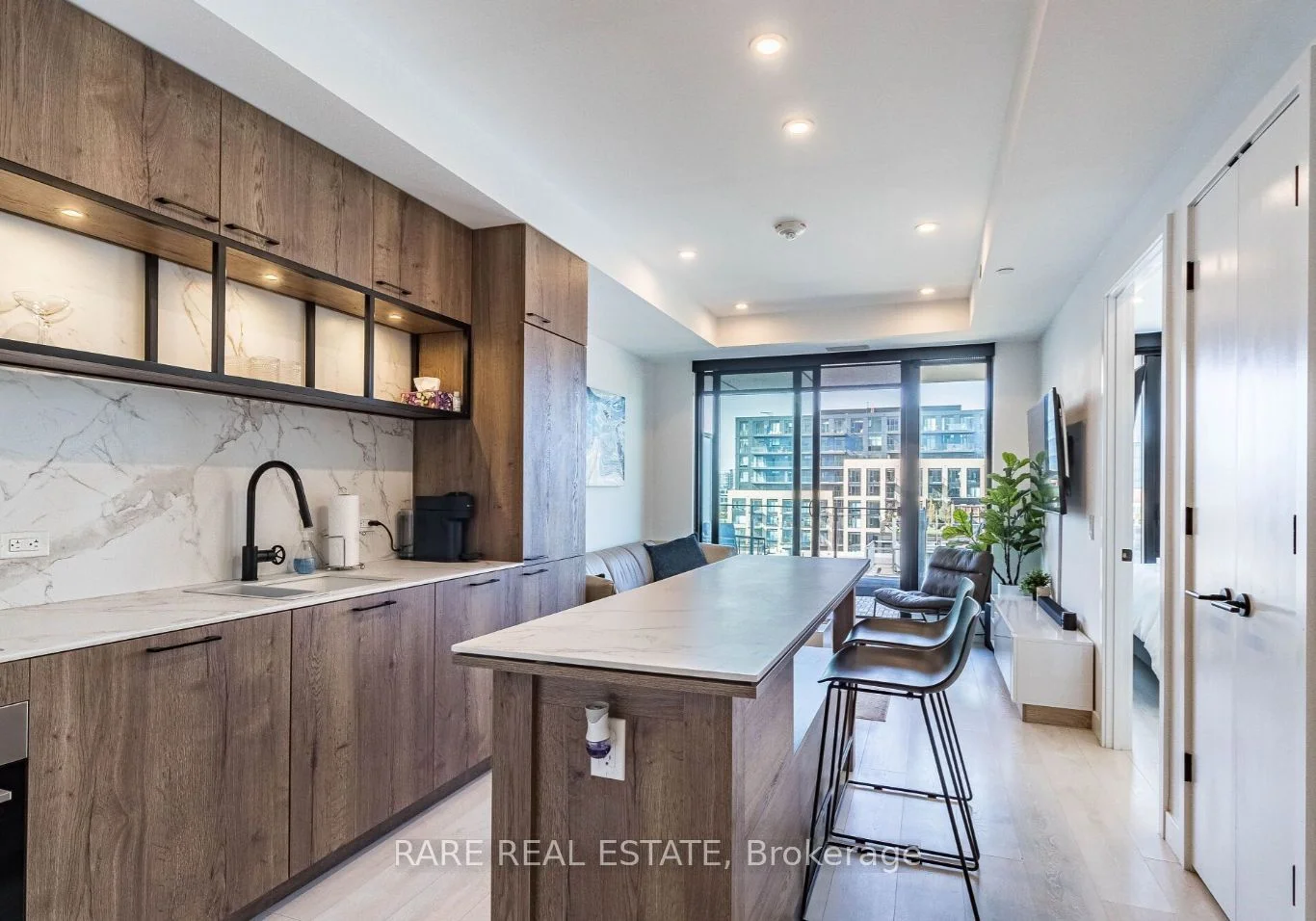 505 Richmond Street W 911, Toronto C01, ON M5V 0P4