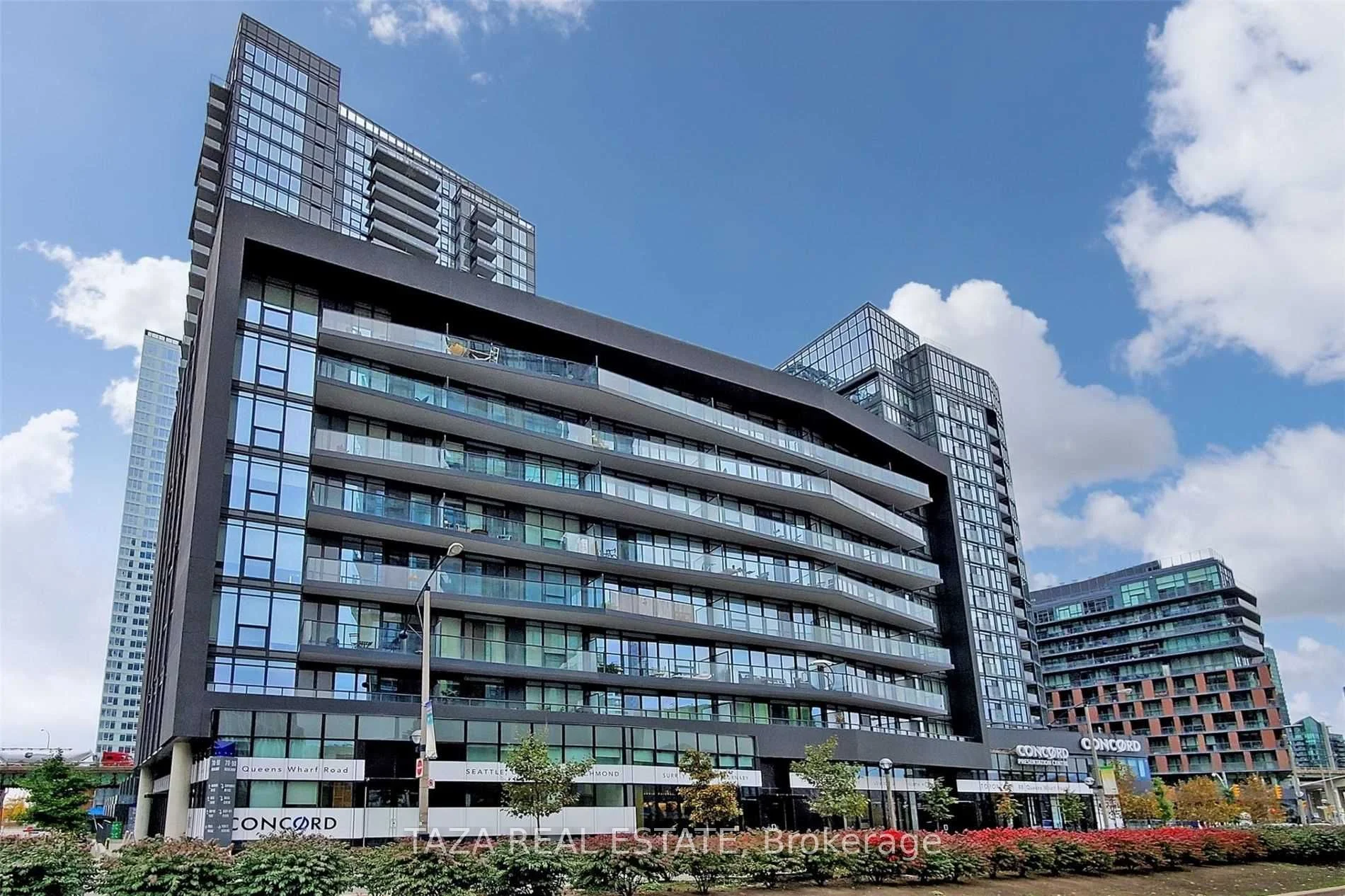 90 Queens Wharf Road 510, Toronto C01, ON M5V 0J4