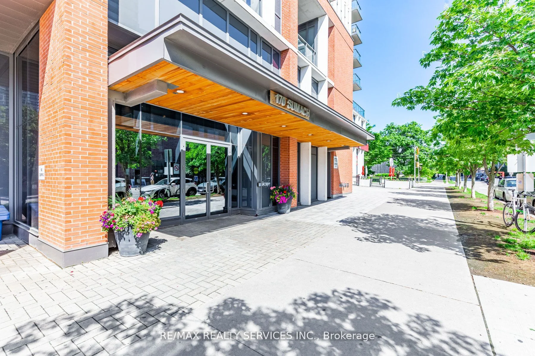 170 Sumach Street 1207, Toronto C08, On M5a 3k2