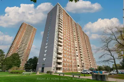 Condo Apartment in Toronto