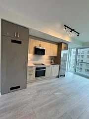 280 Dundas Street 807, Toronto C01, ON M5T 1G2