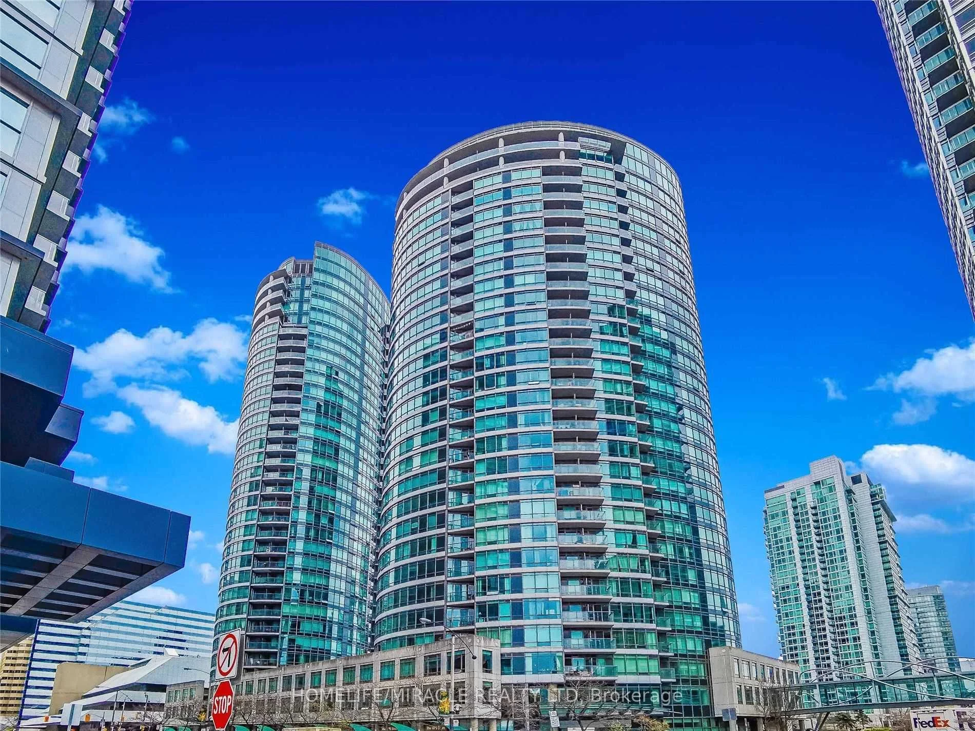 373 Front St W Street 3106, Toronto C01, ON M5V 3R7