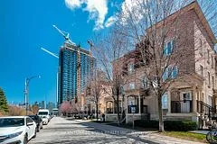 42 Western Battery Road 714, Toronto C01, On M6k 3p1