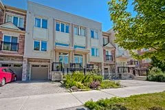 Att/Row/Townhouse in Toronto