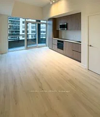 120 Broadway Avenue 418N, Toronto C10, ON M4P 1V6