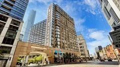 7 Carlton Street 905, Toronto C08, ON M5B 2M3