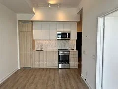 500 Dupont Street 708, Toronto C02, On M6g 1y7