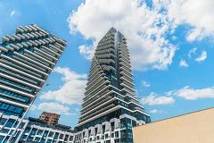 30 Inn On The Park Drive 910, Toronto C13, On M3c 0p7