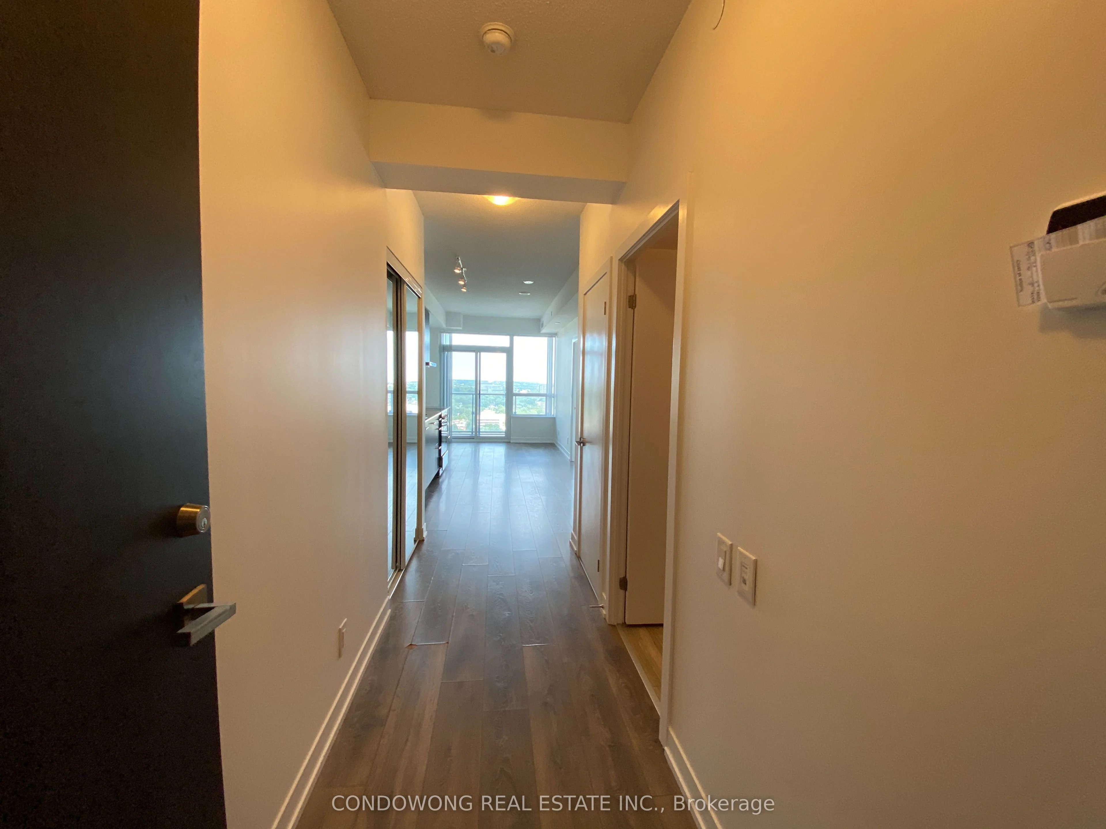 365 Church Street 2409, Toronto C08, On M5b 0b5