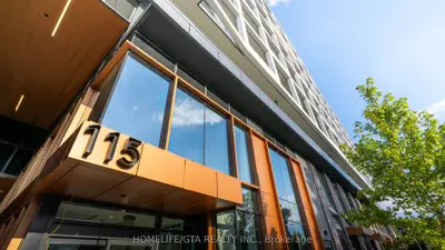 Condo Apartment in Toronto