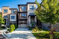 23 Hollyhock Court, Toronto C13, On M3b 0b4