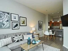 18 Yonge Street E 607, Toronto C01, ON M5E 1Z8