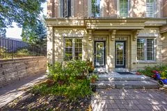 10 Hargrave Lane 1, Toronto C12, ON M4N 0A4