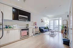 98 Lillian Street 918, Toronto C10, ON M4S 0A5