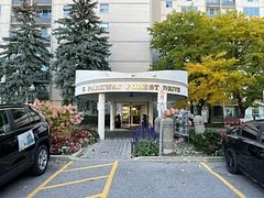 5 Parkway Forest Drive N 1610, Toronto C15, On M2j 1l2