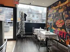 606 Bloor Street W, Toronto C02, ON M6G 1K4