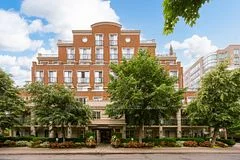 77 McMurrich Street 302, Toronto C02, ON M5R 3V3