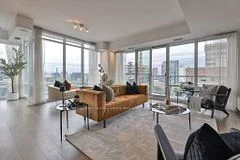 1 Bedford Road 808, Toronto C02, ON M5R 2J7