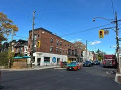 324 Harbord Street 1, Toronto C01, ON M6G 1M1