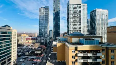 Condo Apartment in Toronto