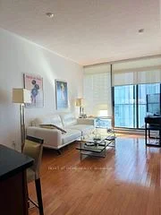 18 Yorkville Avenue 1904, Toronto C02, ON M4W 3Y8