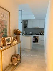 100 Harbour Street 2305, Toronto C01, ON M5J 2T5