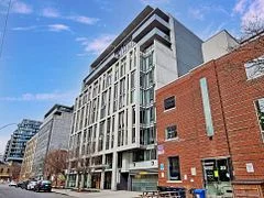 32 Camden Avenue 711, Toronto C01, ON M5V 0G4