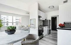 600 Eglinton Avenue W 509, Toronto C03, ON M5N 1C1