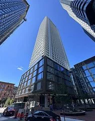 88 Queen Street E 905, Toronto C08, ON M5C 0B6