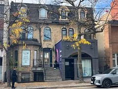 440 Parliament Street 3, Toronto C08, ON M5A 3A2