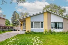6 Ravenrock Court, Toronto C13, ON M3A 2Y9
