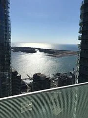 14 York Street 5204, Toronto C01, ON M5J 2Z2