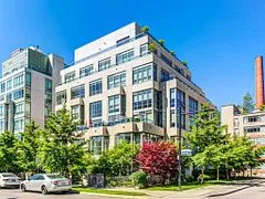 150 Homewood Avenue 302, Toronto C08, ON M4Y 2J6