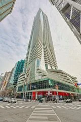 1 Bloor Street E 3312, Toronto C08, ON M4W 0A8