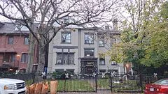 109 Pembroke Street, Toronto, On M5a 2n9
