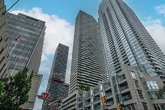 2221 Yonge Street 3108, Toronto C10, On M4s 2b4