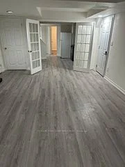 155 Highland Crescent Lower, Toronto, On M2l 1h2