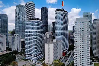Condo Apartment in Toronto