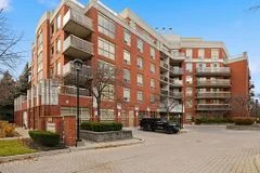 800 Sheppard Avenue W 411, Toronto C06, ON M3H 6B4