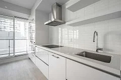 2221 Yonge Street 1401, Toronto C10, On M4s 2b4