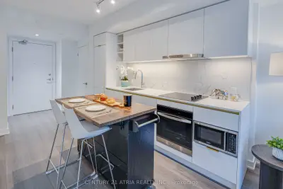 Condo Apartment in Toronto