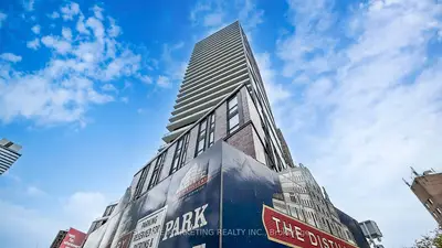 Condo Apartment in Toronto