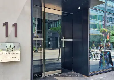 Condo Apartment in Toronto