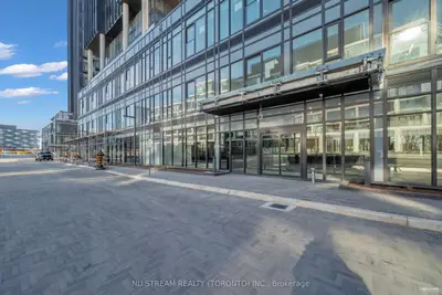1 Quarrington Lane 1111, Toronto C13, ON M3C 0S4