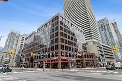 1 Eglinton Avenue E 617, Toronto C10, ON M4P 3A1